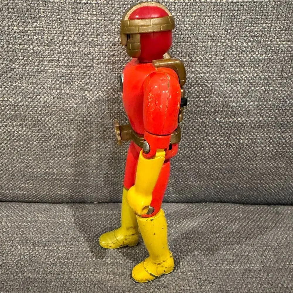 Popy Chogokin Red Vintage Brick Head Super Sentai Figure 5